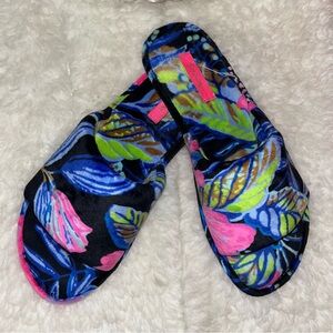Lilly Pulitzer Maritime Slipper Onyx Earned Stripes EUC Plush Black Blue SZ 9/10